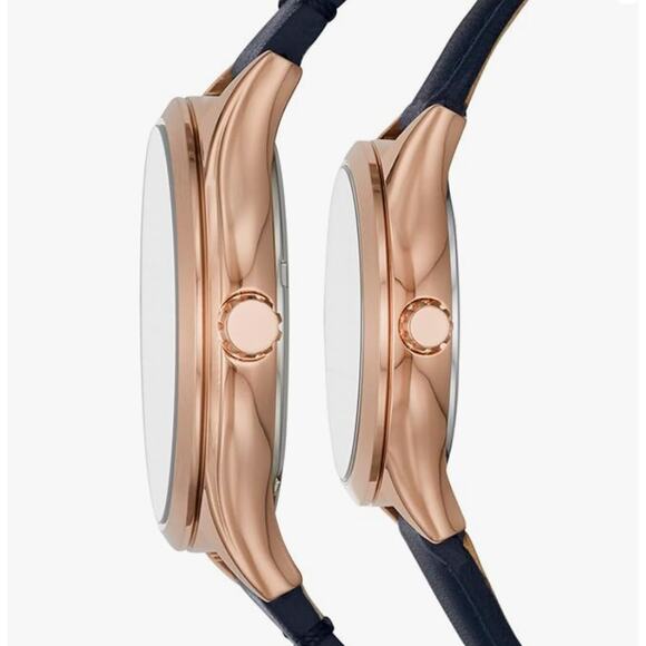 Fossil His and Her Wylie Three-Hand Navy Leather Watch Box Set BQ2470SET - Picture 3 of 9